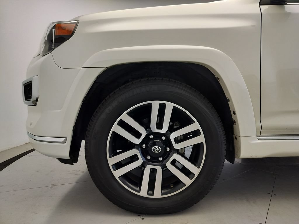 Used 2022 Toyota 4Runner Limited RWD image 5