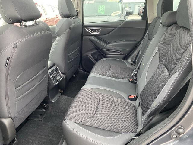 Used 2021 Subaru Forester Premium image 10