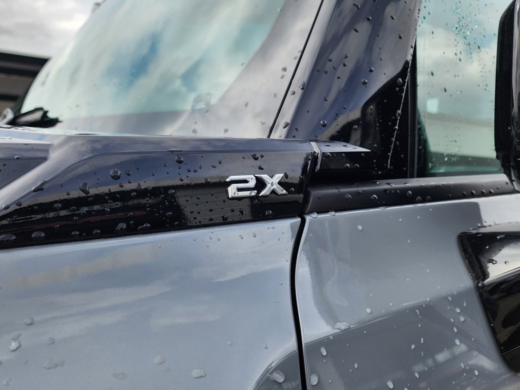 New 2026 GMC Hummer EV 4x4 Crew Cab image 14