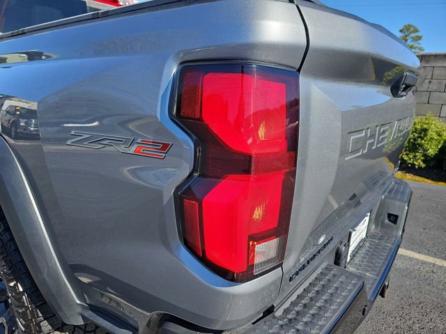 Used 2024 Chevrolet Colorado ZR2 w/ ZR2 Convenience Package III image 34