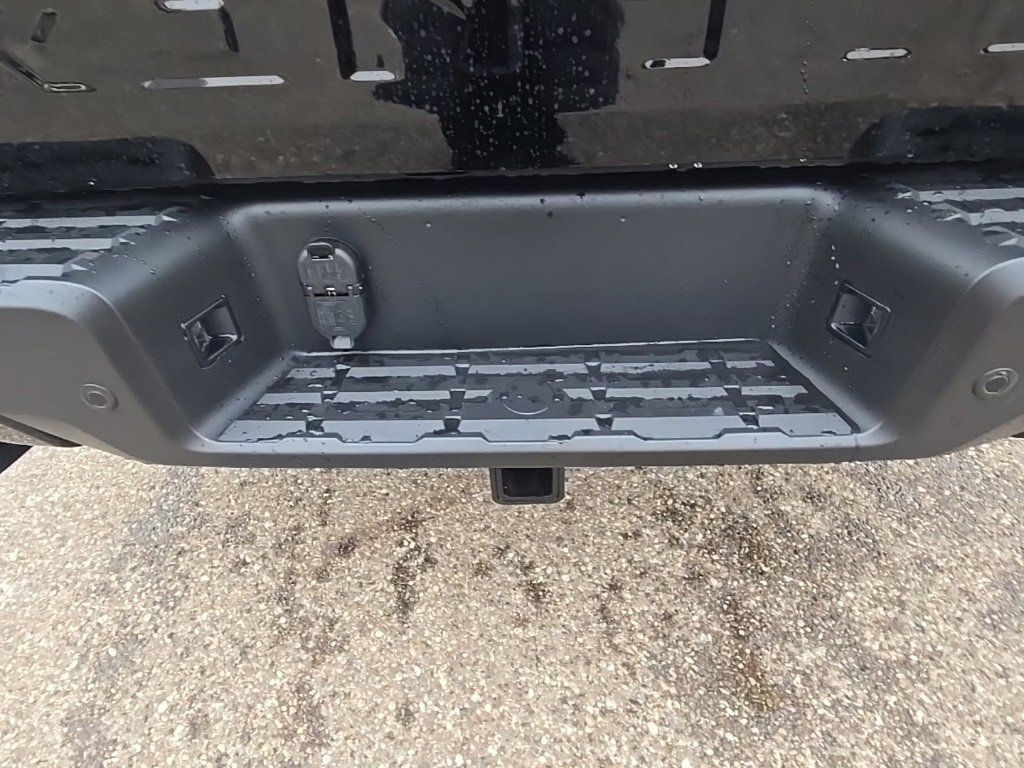 New 2026 Nissan Frontier SV image 39