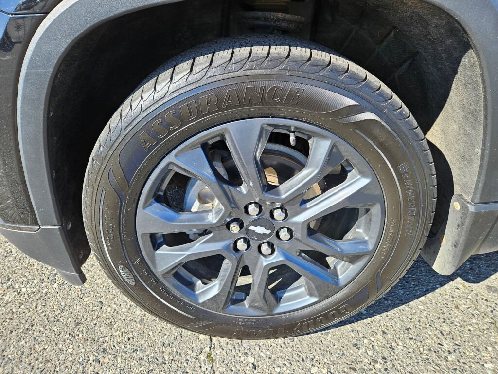 Used 2020 Chevrolet Traverse RS image 19