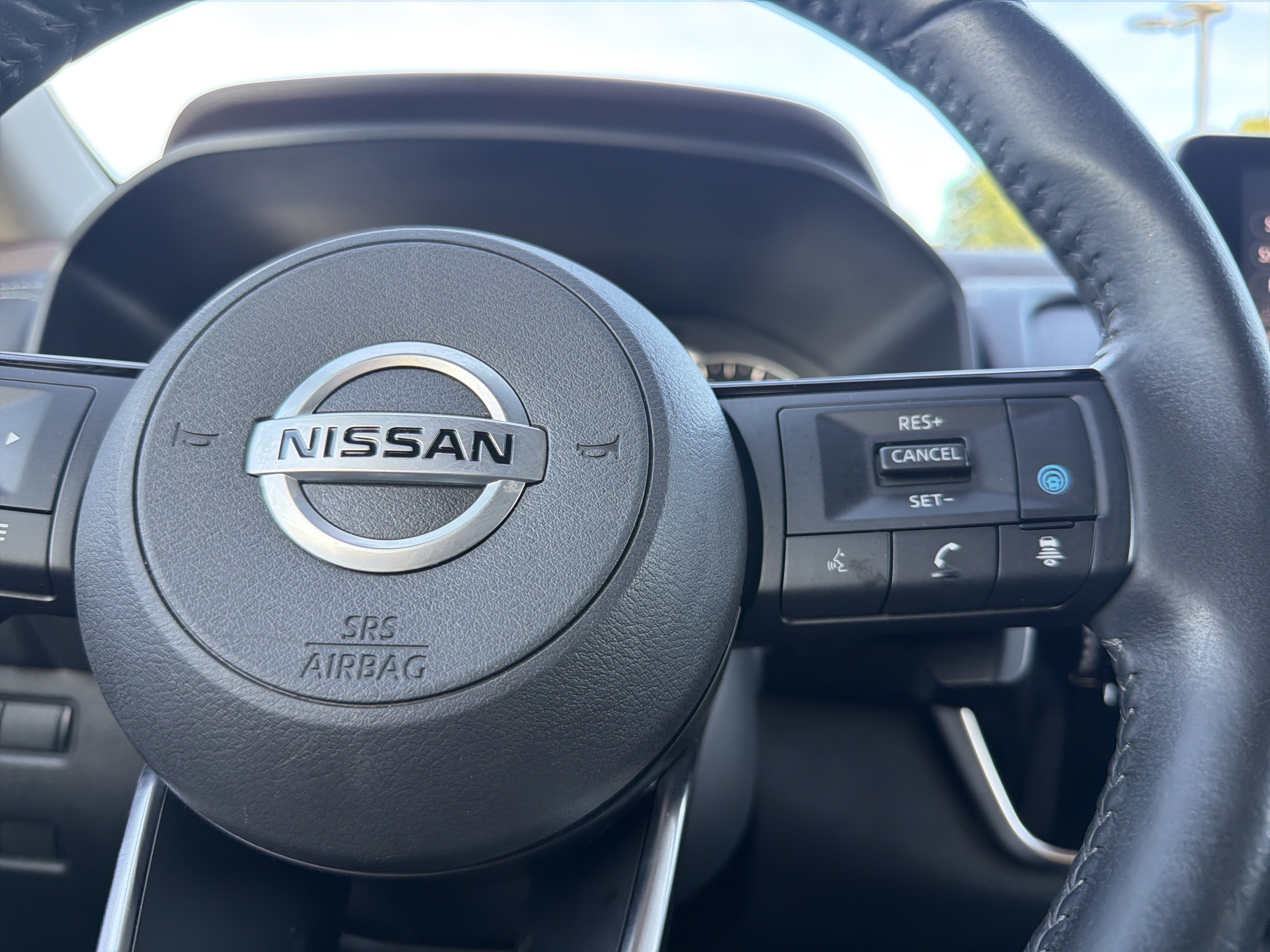 Used 2021 Nissan Rogue SV w/ Premium Package AWD/4WD image 10