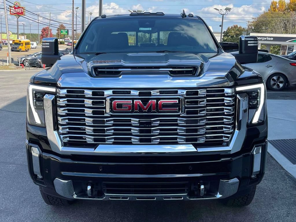 New 2026 GMC Sierra 2500 Denali w/ Denali Reserve Package AWD/4WD image 8