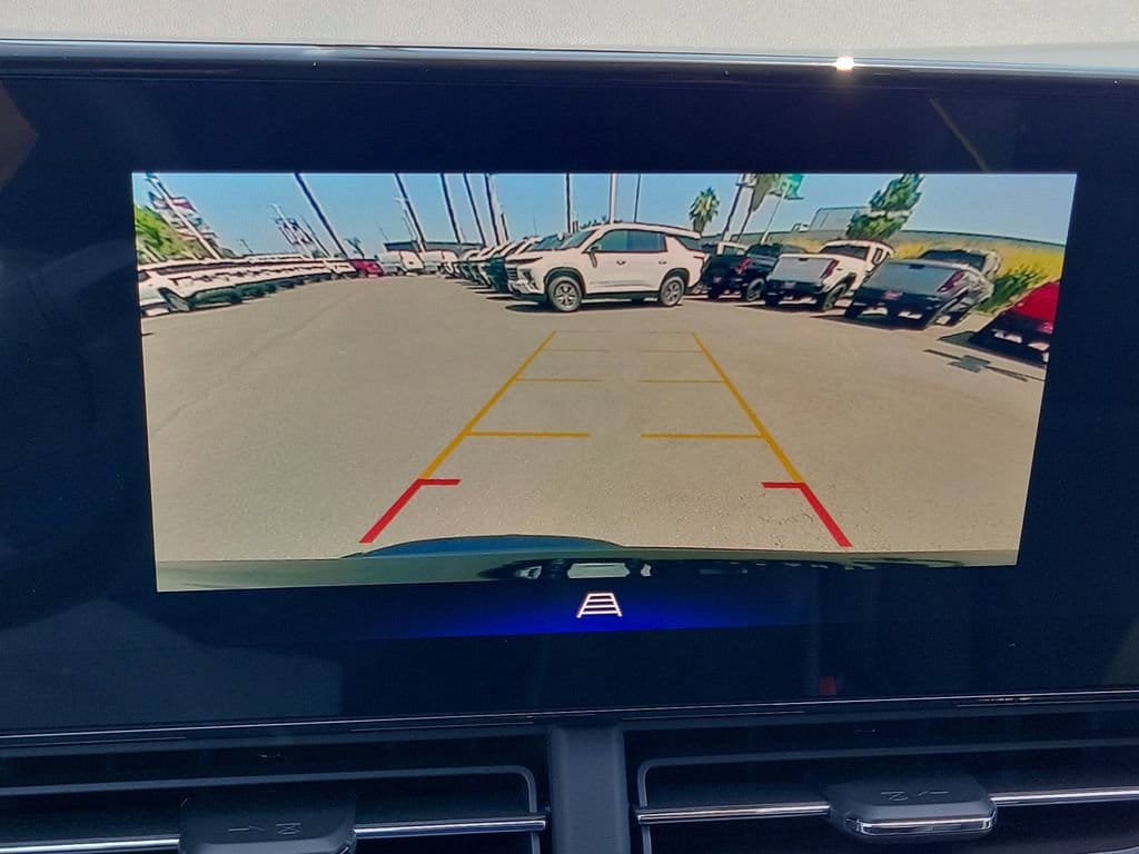 New 2026 Chevrolet Trax ACTIV w/ Driver Confidence Package FWD image 8