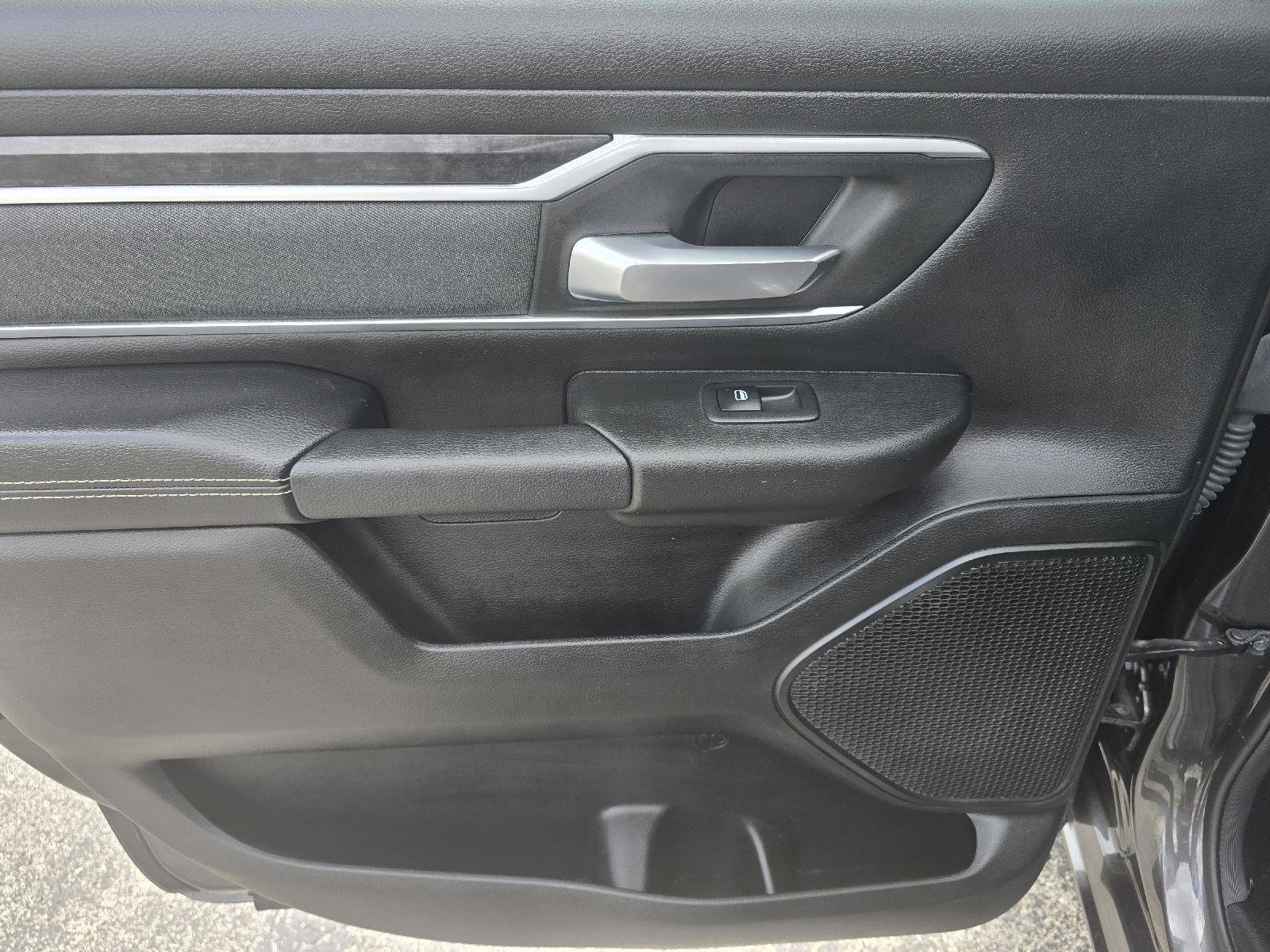 Used 2023 RAM 1500 Big Horn AWD/4WD image 29