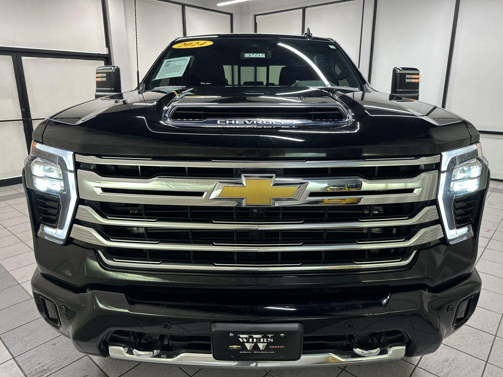 Used 2024 Chevrolet Silverado 2500 High Country AWD/4WD image 14