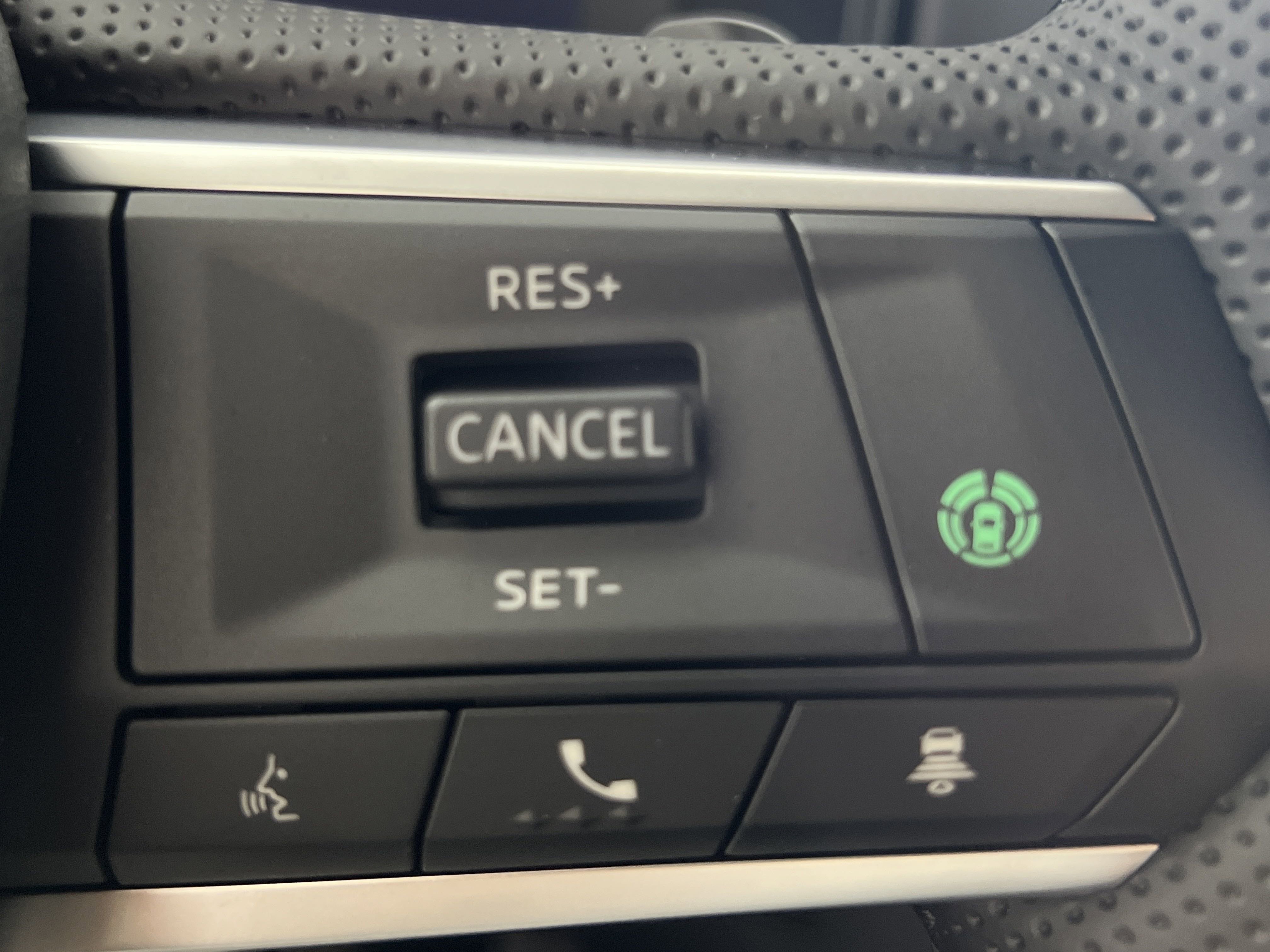 New 2025 Mitsubishi Outlander SE image 19