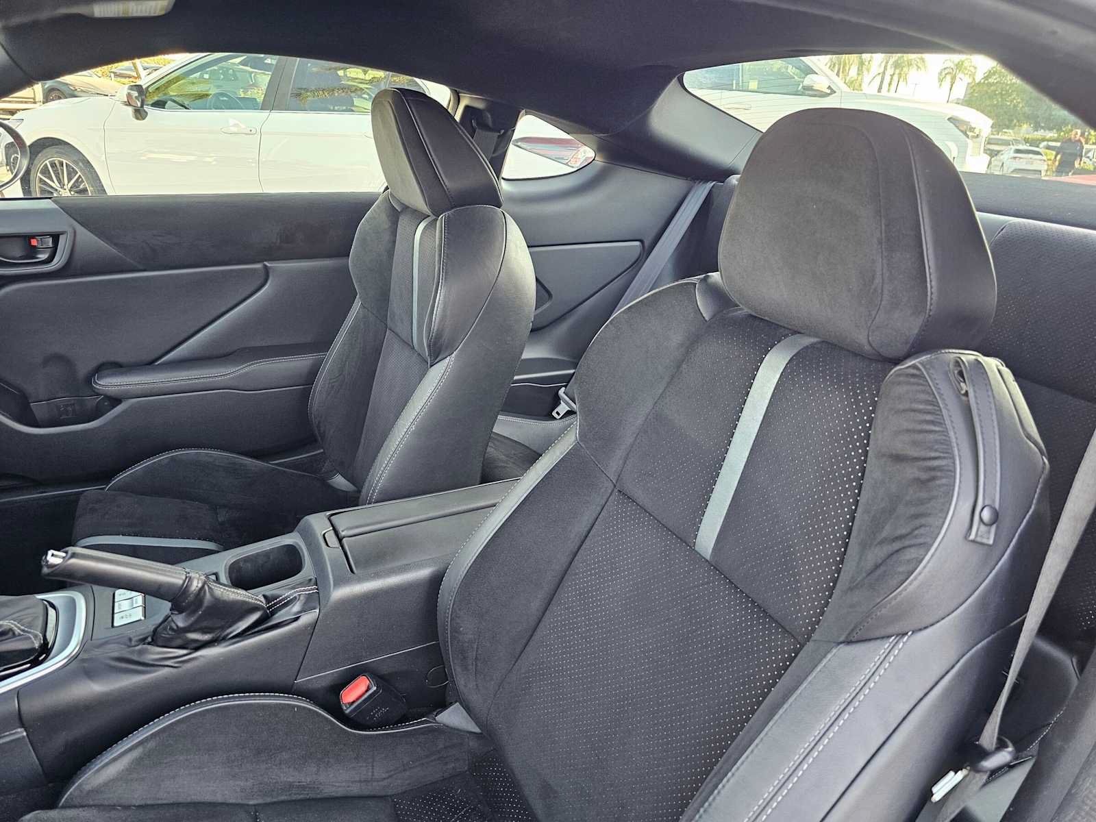 Certified 2023 Toyota GR86 Premium RWD image 17
