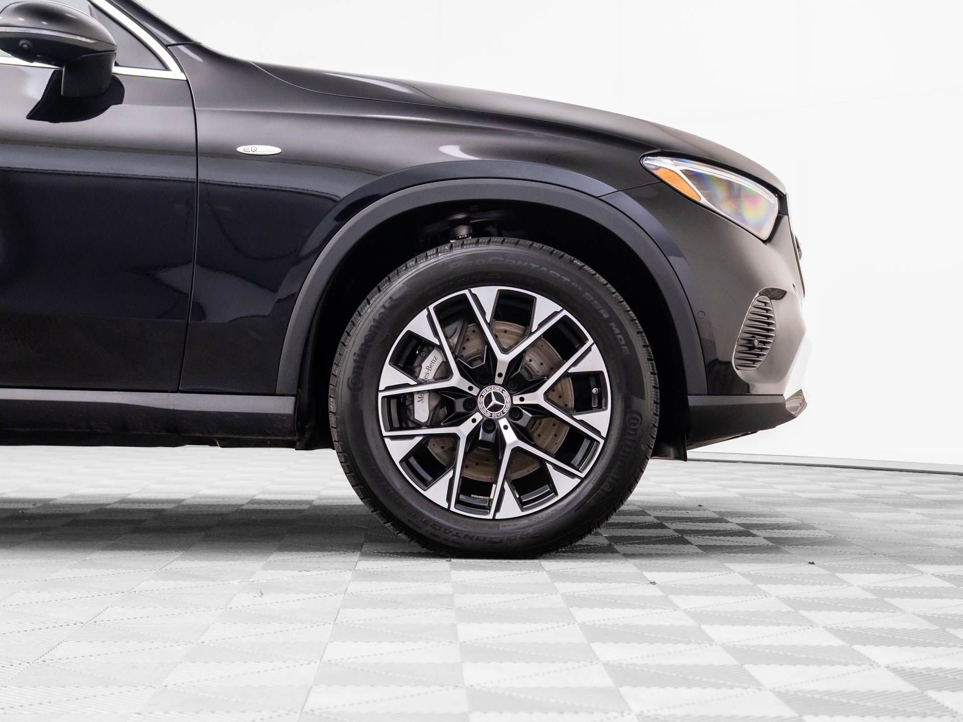 Used 2025 Mercedes-Benz GLC 350e 4MATIC image 31