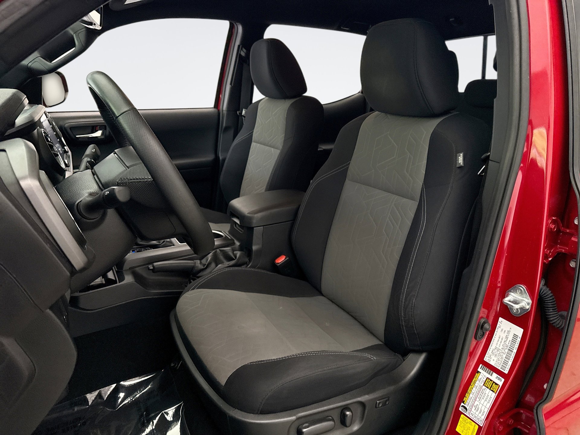 Used 2021 Toyota Tacoma TRD Sport image 11