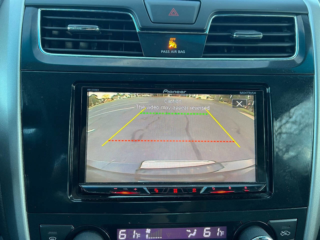 Used 2015 Nissan Altima 2.5 SV w/ Convenience Package image 18