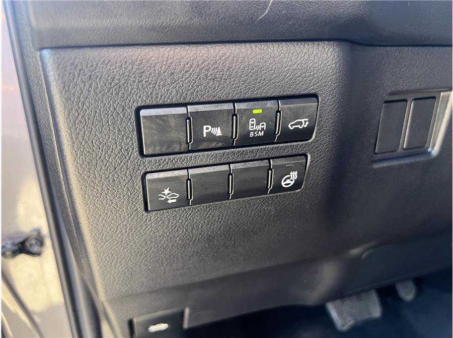 Used 2017 Lexus NX 300h 300h Sport Utility 4D image 22