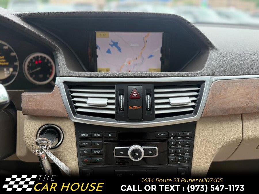 Used 2012 Mercedes-Benz E 350 4MATIC Sedan image 22