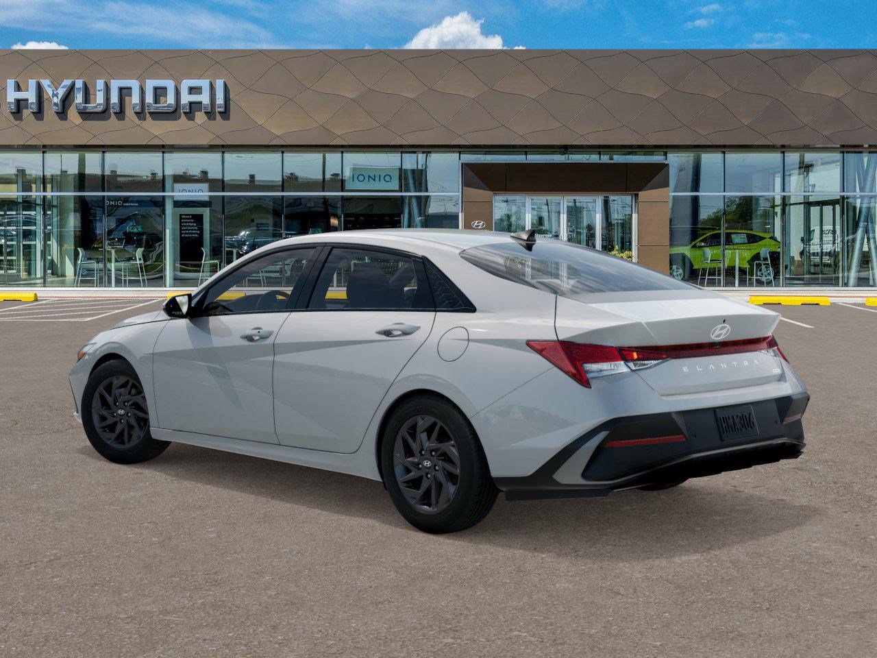 New 2026 Hyundai Elantra Hybrid FWD image 5