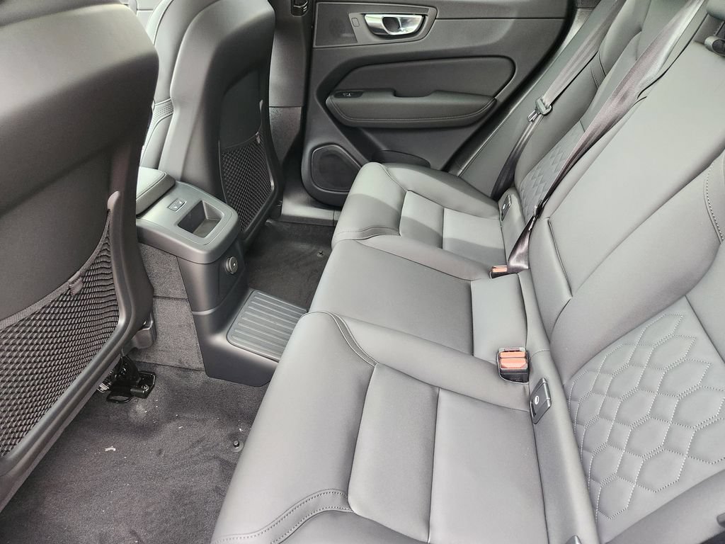 New 2026 Volvo XC60 T8 Plus w/ Climate Package AWD/4WD image 19