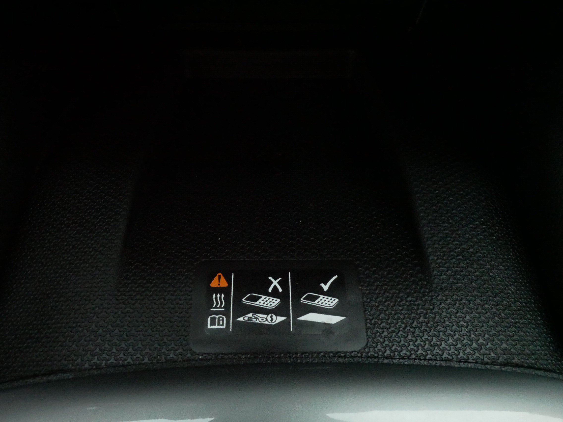 Used 2024 Chevrolet Blazer LT w/ Convenience Package FWD image 33