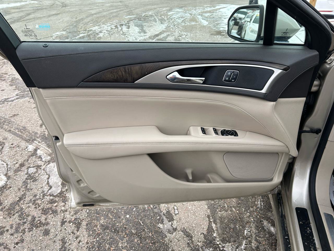 Used 2017 Lincoln MKZ Reserve w/ Climate Package image 14