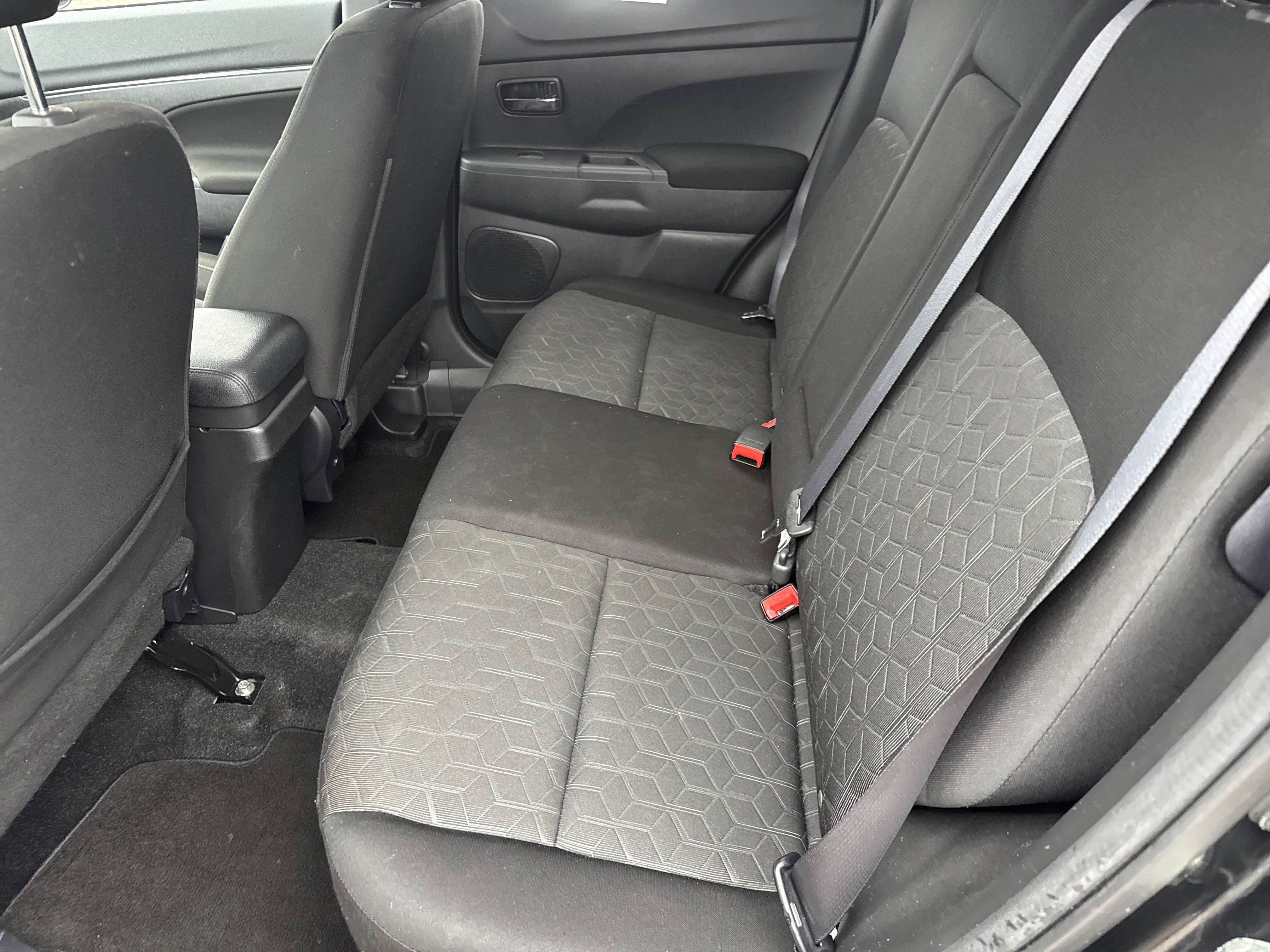 Used 2021 Mitsubishi Outlander Sport ES image 16