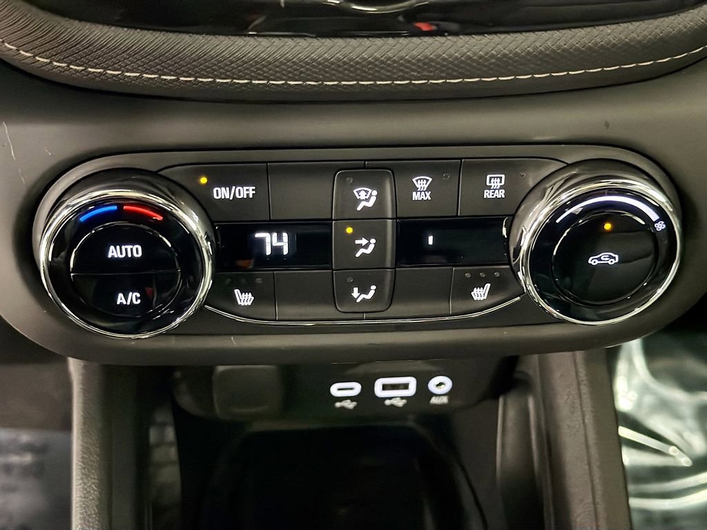 Used 2023 Chevrolet TrailBlazer ACTIV w/ Sun and Liftgate Package image 16