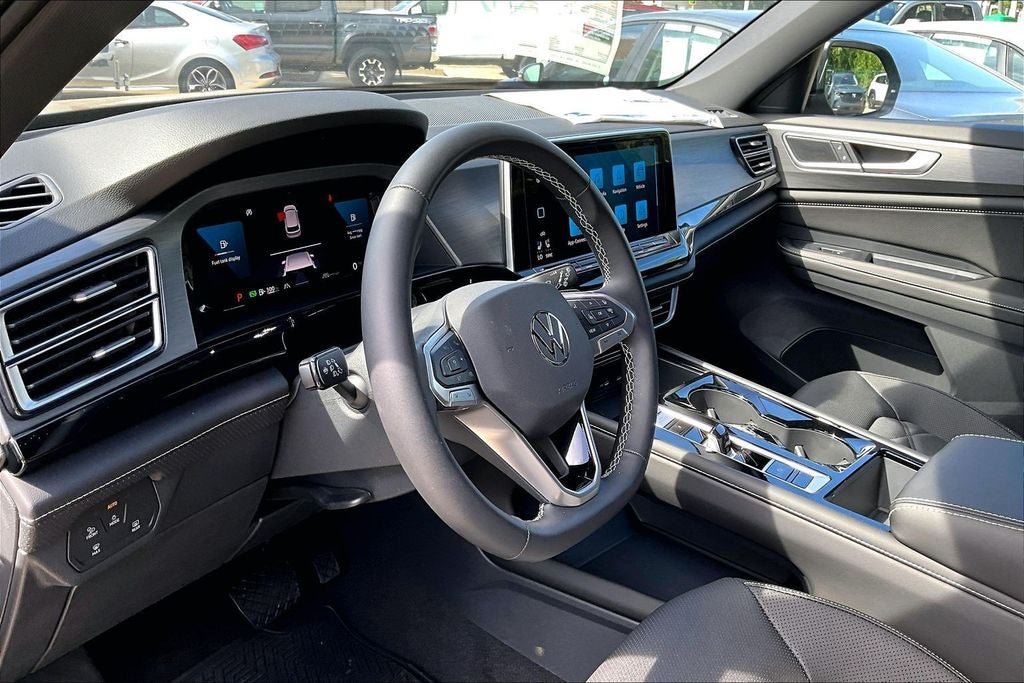 New 2026 Volkswagen Atlas Cross Sport SE FWD image 14