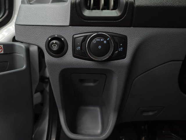 Used 2019 Ford Transit 350 XLT RWD image 27