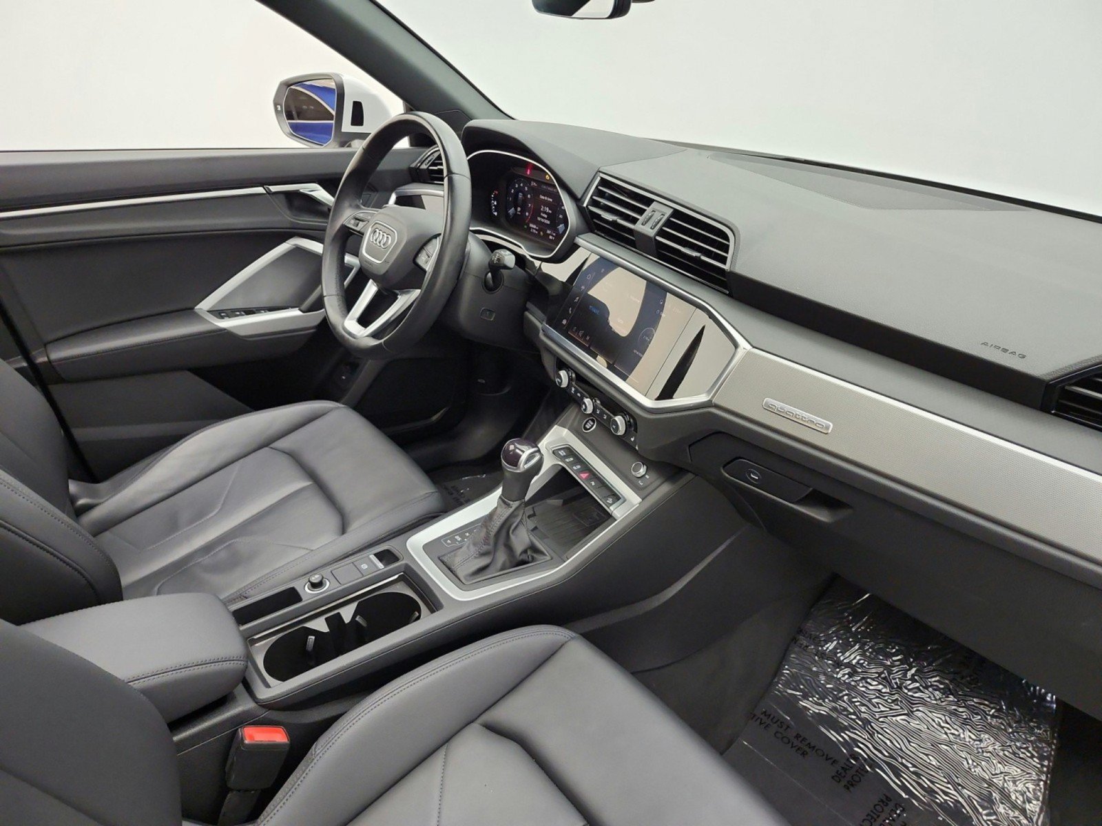 Used 2024 Audi Q3 2.0T Premium AWD/4WD image 21