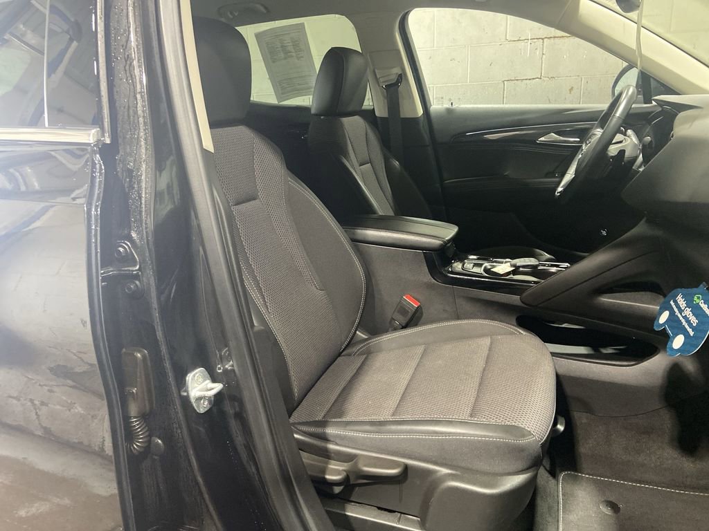 Used 2023 Buick Envision Preferred image 27