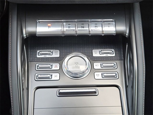 New 2025 Lincoln Nautilus Reserve w/ Jet Appearance Package image 18