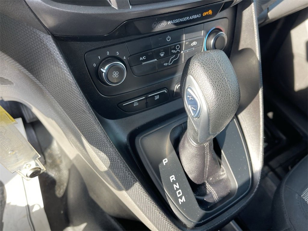 Used 2020 Ford Transit Connect XL image 8
