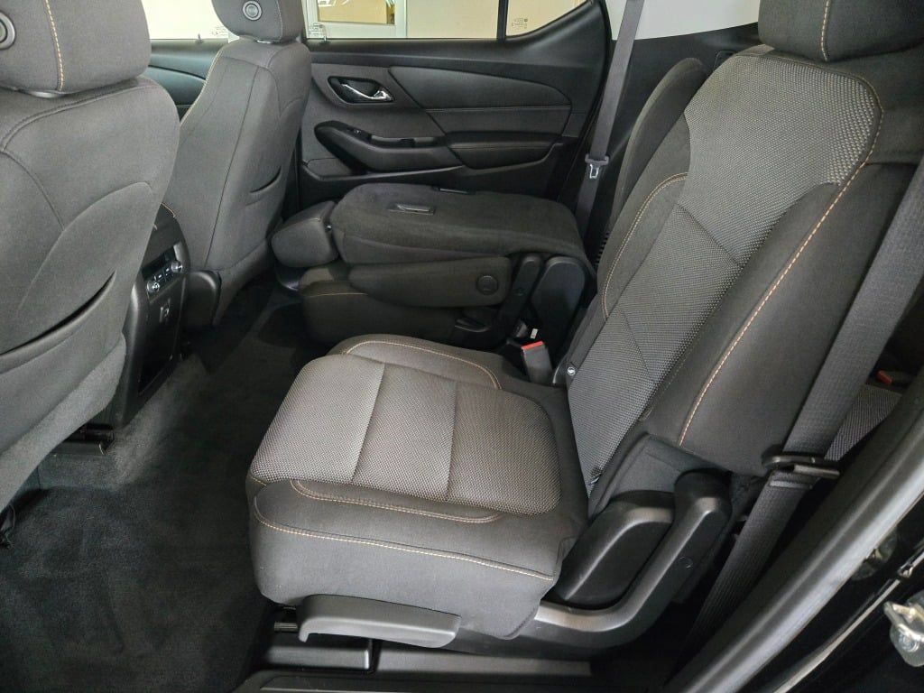 Certified 2019 Chevrolet Traverse LT FWD image 19