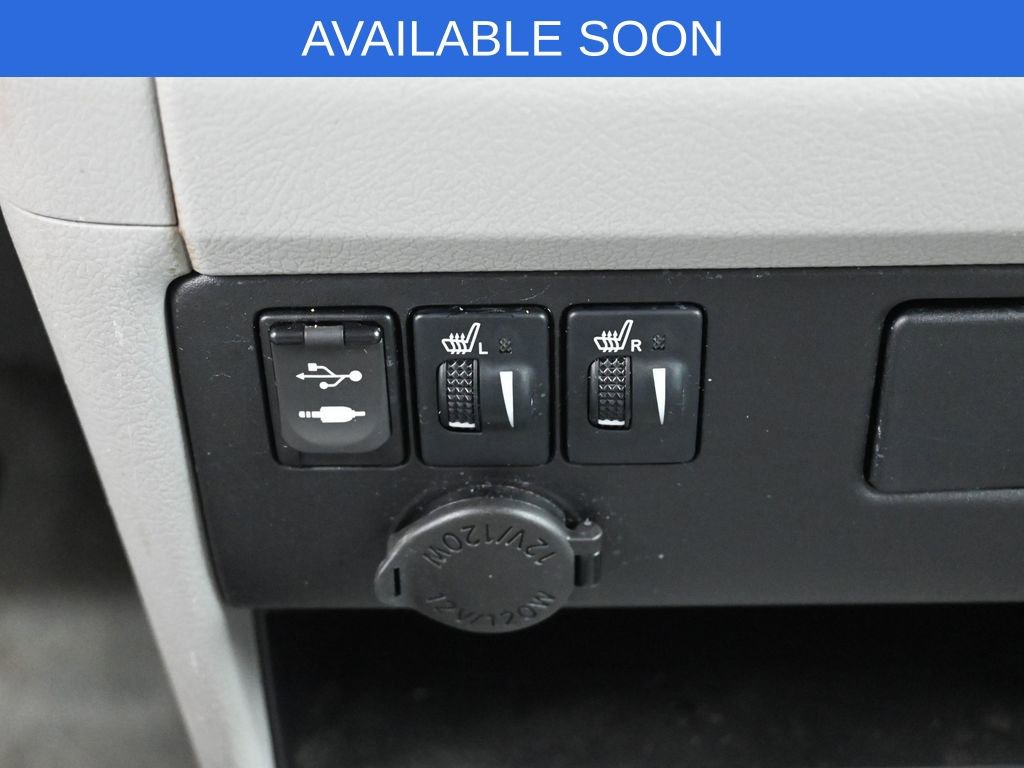 Used 2015 Toyota Sienna XLE AWD/4WD image 23