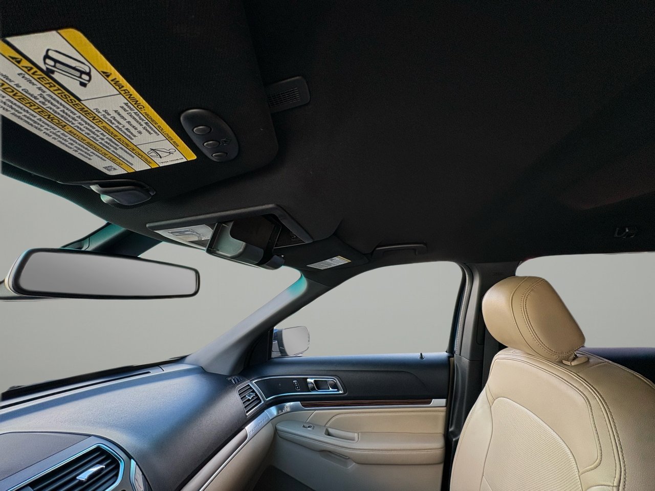 Used 2016 Ford Explorer Limited w/ Equipment Group 301A image 18