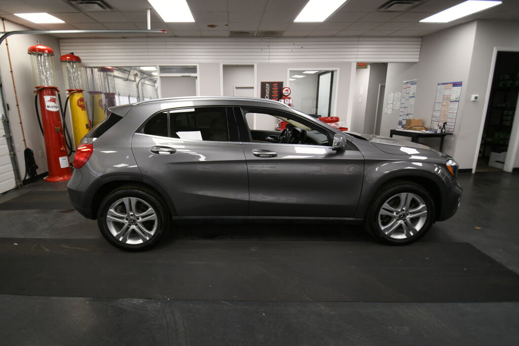 Used 2019 Mercedes-Benz GLA 250 4MATIC image 9