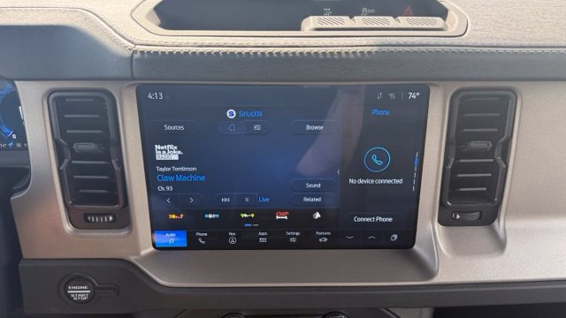 Used 2025 Ford Bronco Outer Banks AWD/4WD image 20