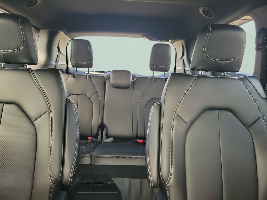 New 2026 Chrysler Voyager LX FWD image 13