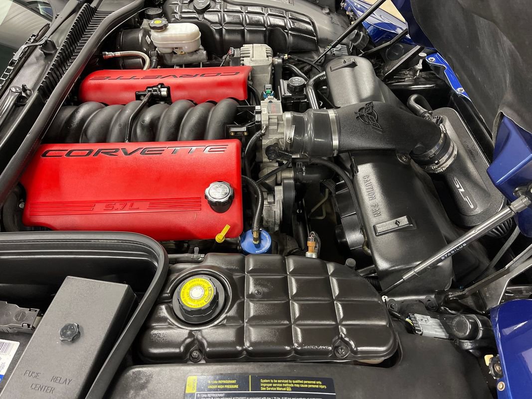 Used 2004 Chevrolet Corvette Coupe w/ Preferred Equipment Group image 47