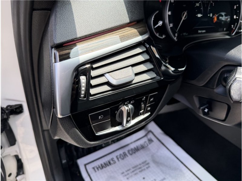 Used 2018 BMW 540i RWD image 34