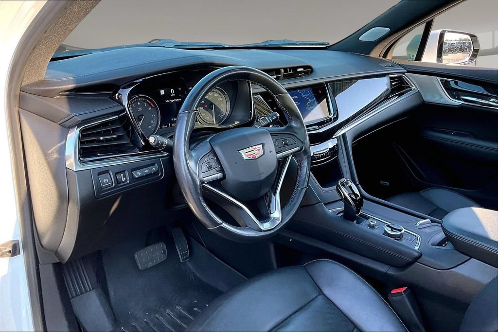 Used 2021 Cadillac XT6 Premium Luxury FWD image 13