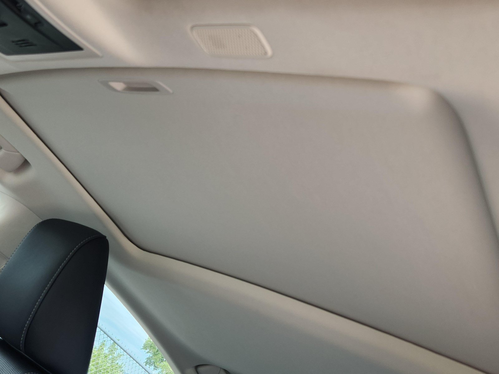 Certified 2021 Lexus ES 300h w/ Luxury Package FWD image 22