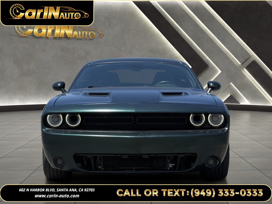 Used 2016 Dodge Challenger R/T Scat Pack RWD image 2