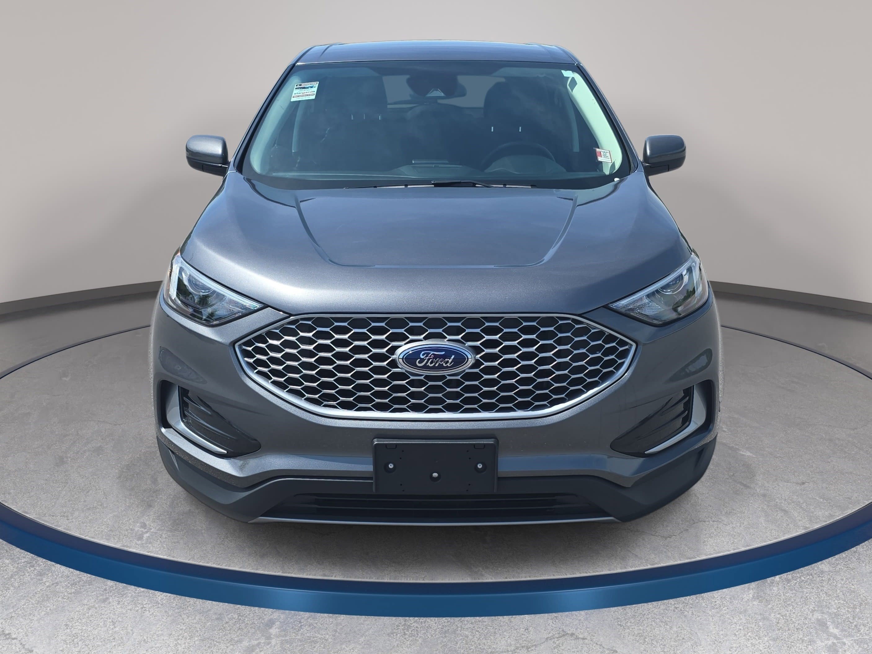 Used 2024 Ford Edge SEL AWD/4WD image 2
