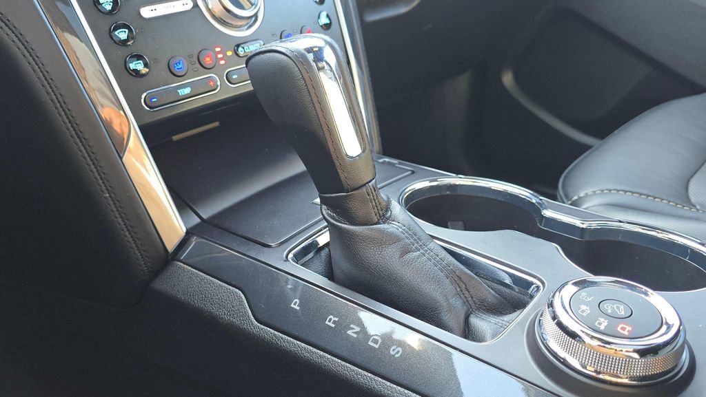 Used 2018 Ford Explorer Platinum AWD/4WD image 37