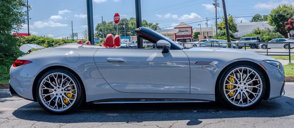 Used 2022 Mercedes-Benz SL 63 AMG 4MATIC image 23