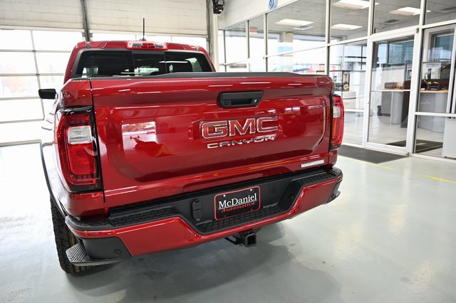 New 2026 GMC Canyon Elevation w/ Convenience Package image 6