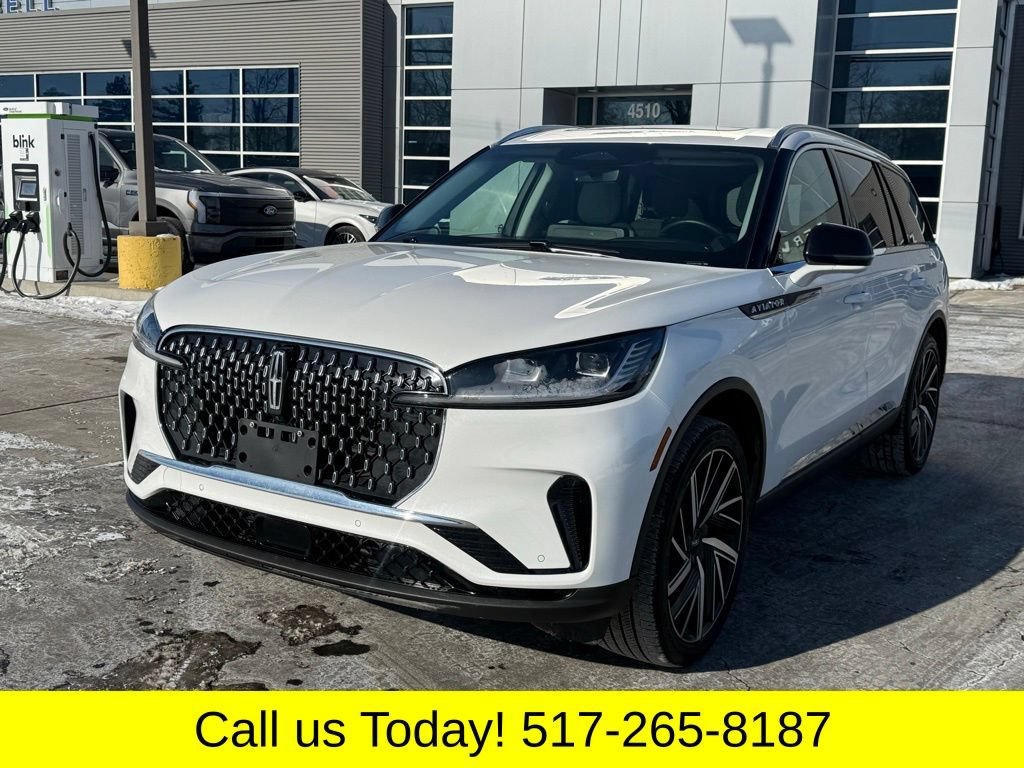 Used 2025 Lincoln Aviator Reserve w/ Equipment Group 201A AWD/4WD image 4