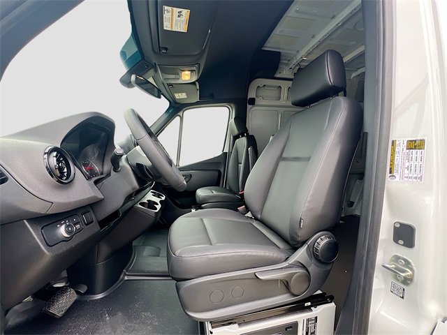 New 2025 Mercedes-Benz Sprinter 2500 image 4