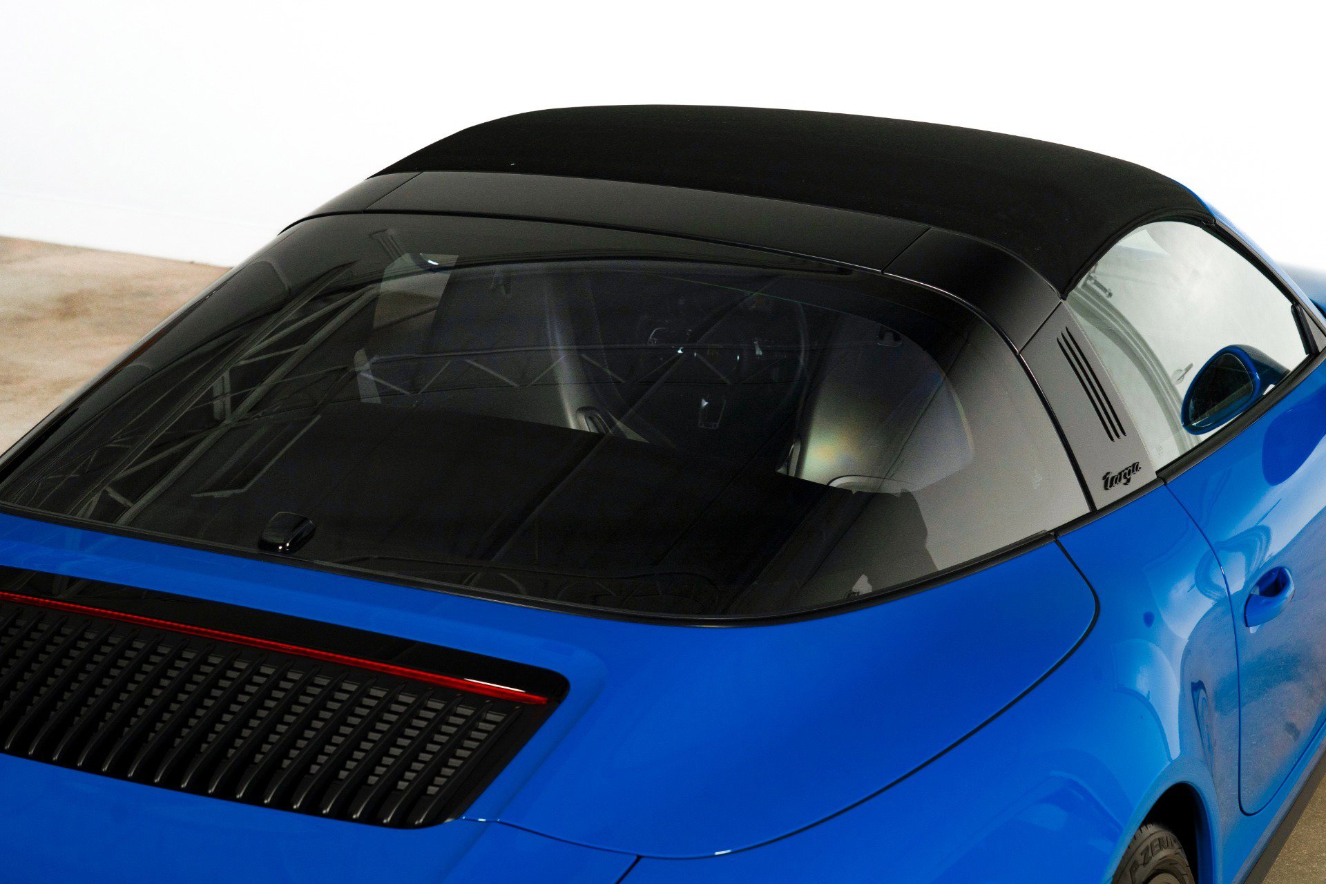 Used 2018 Porsche 911 Targa 4 GTS image 13