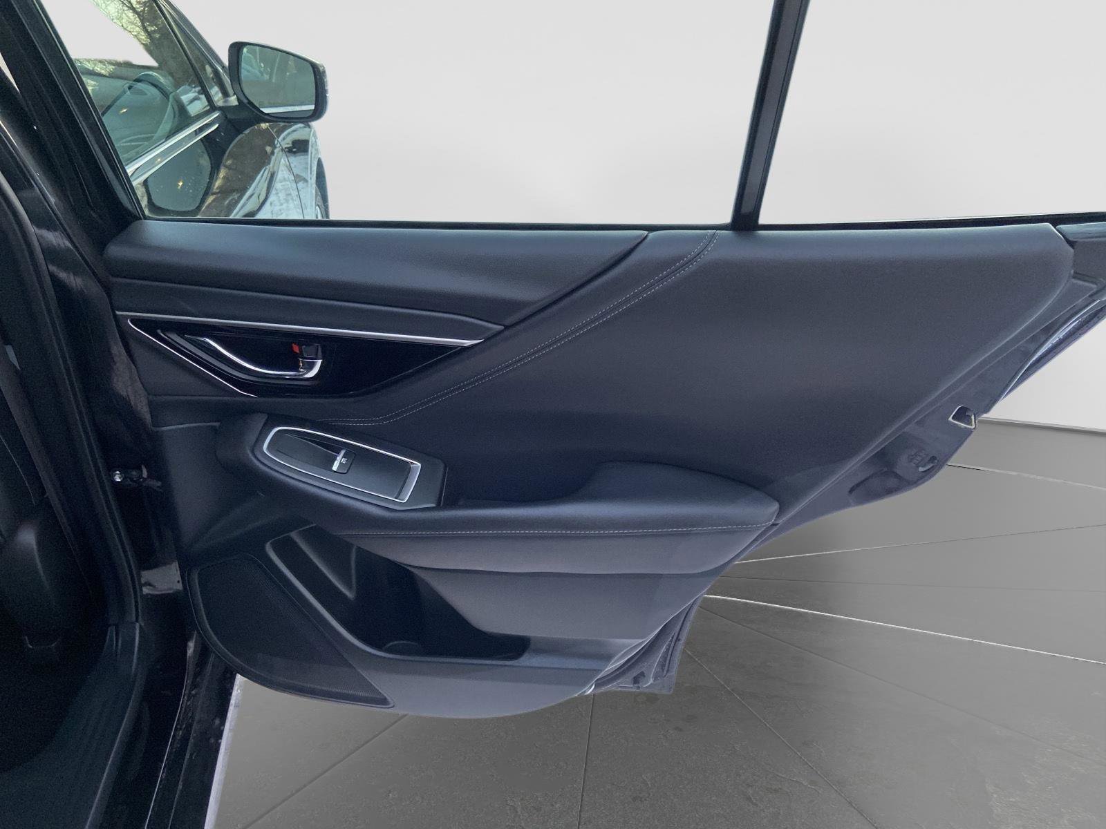 Used 2022 Subaru Legacy Limited AWD/4WD image 27