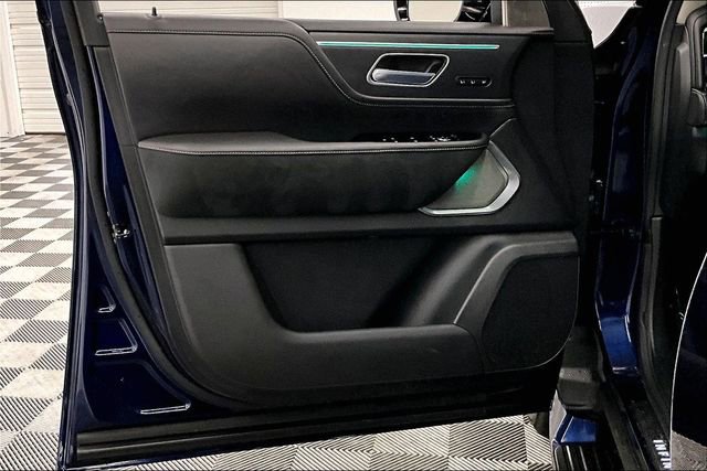 Used 2025 INFINITI QX80 Sensory image 21